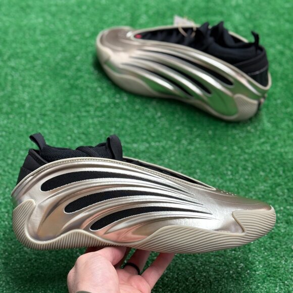 Adidas Harden Vol. 9 Cyber Metallic Mens Basketball Shoes JR2506 NEW Multi Sz - Picture 1 of 7